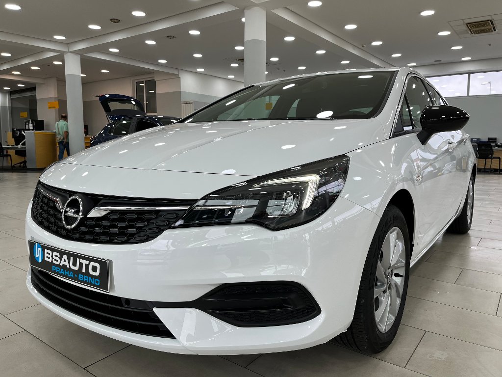 BSAuto | Fotografie vozu Opel Astra Elegance 1,2Turbo + ZP zdarma 
