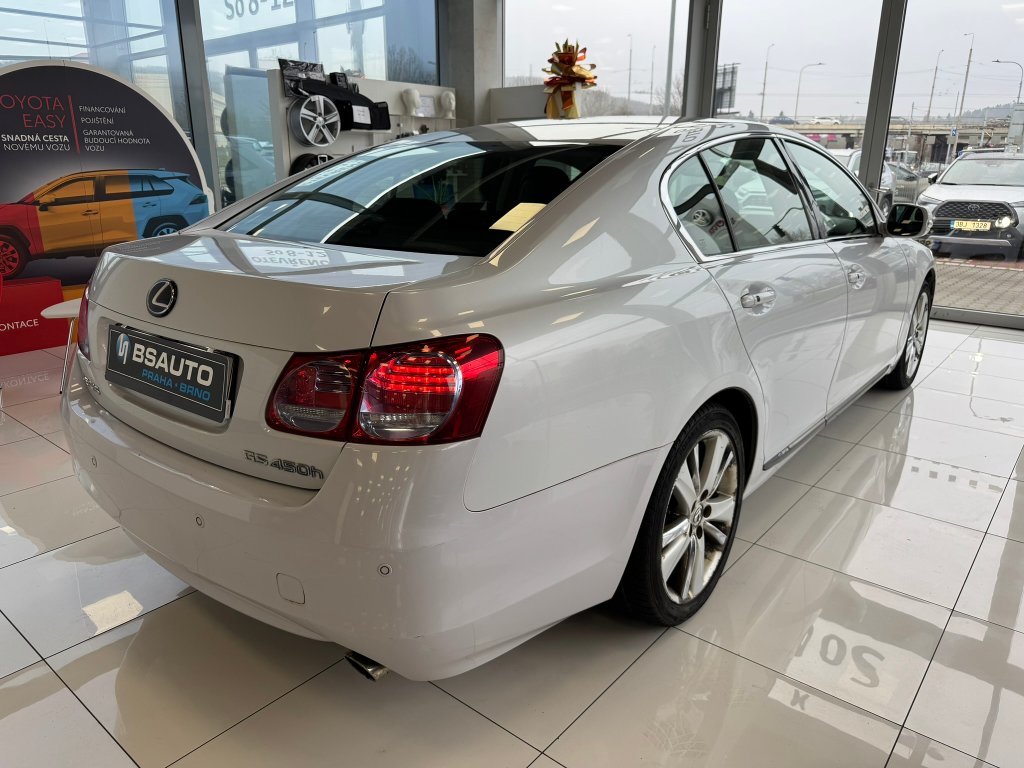 Lexus GS 450h