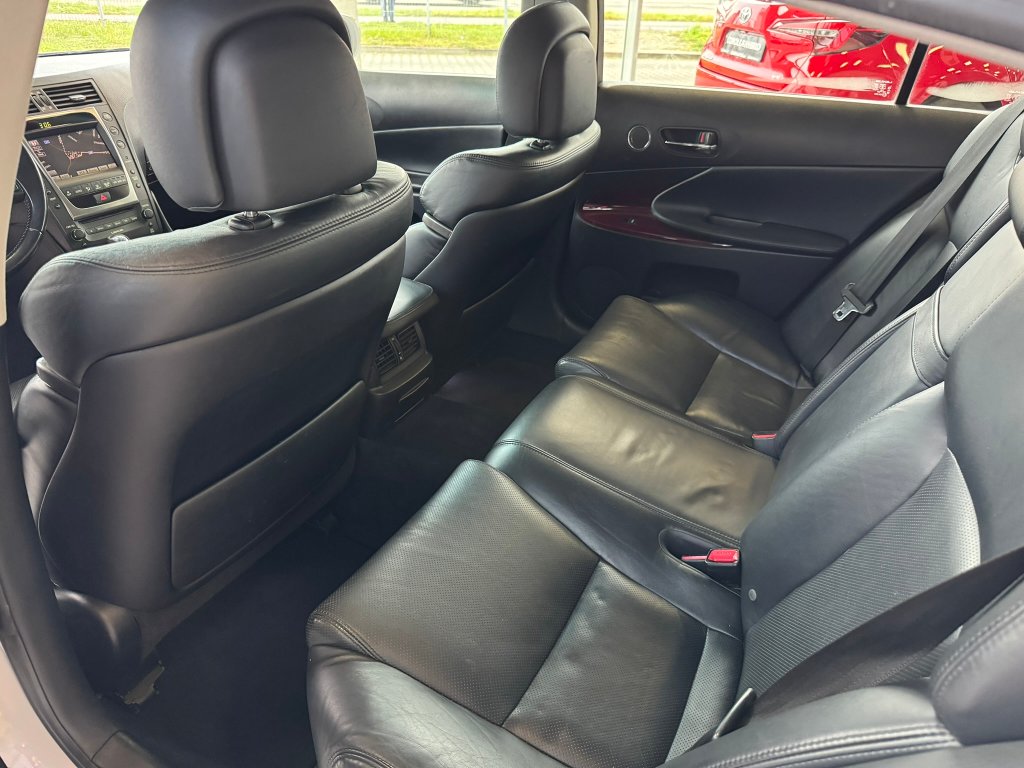 Lexus GS 450h