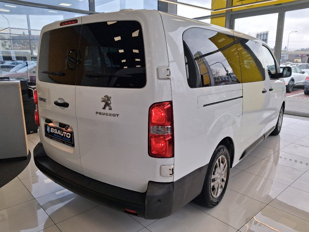 Peugeot Traveller