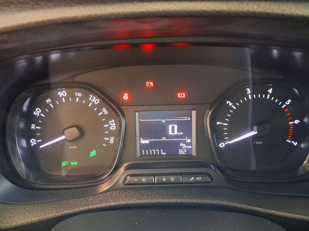 Peugeot Traveller