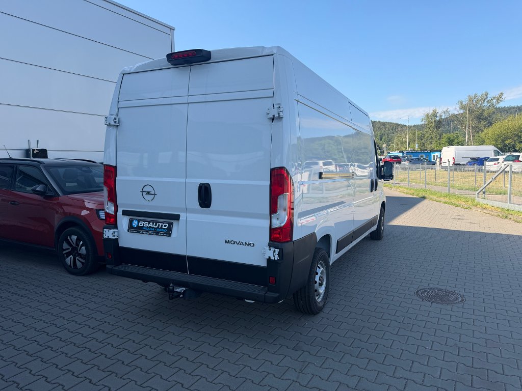Opel Movano