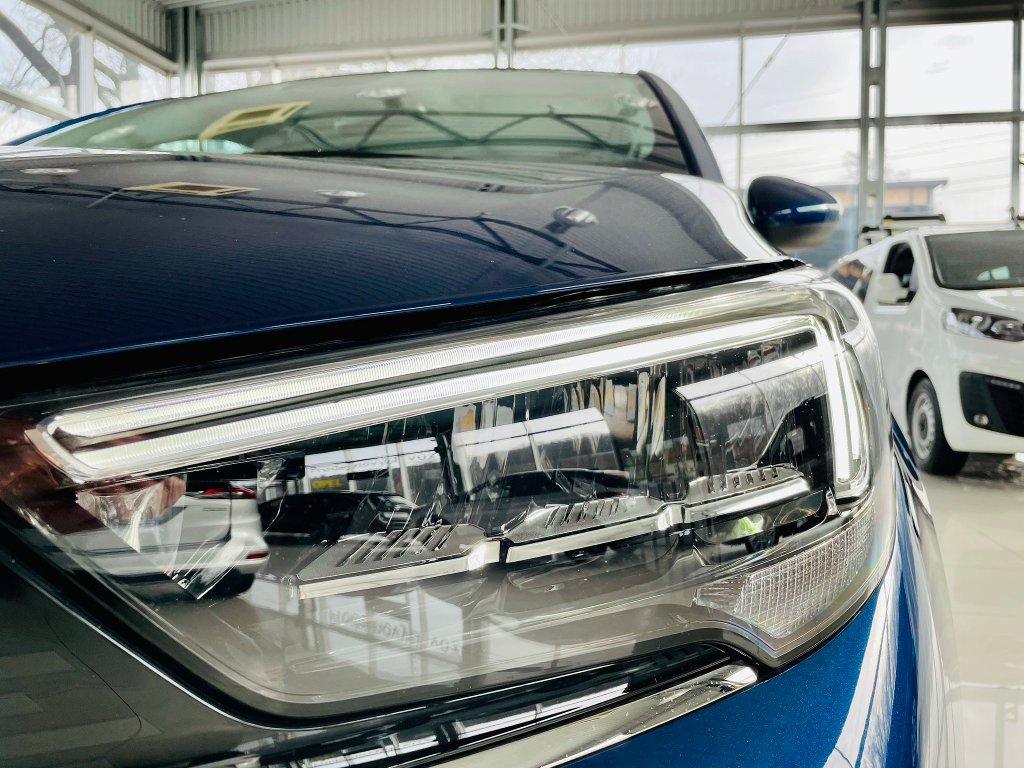 BSAuto | Fotografie vozu Opel Crossland Elegance 1,2Turbo + ZP zdarma 