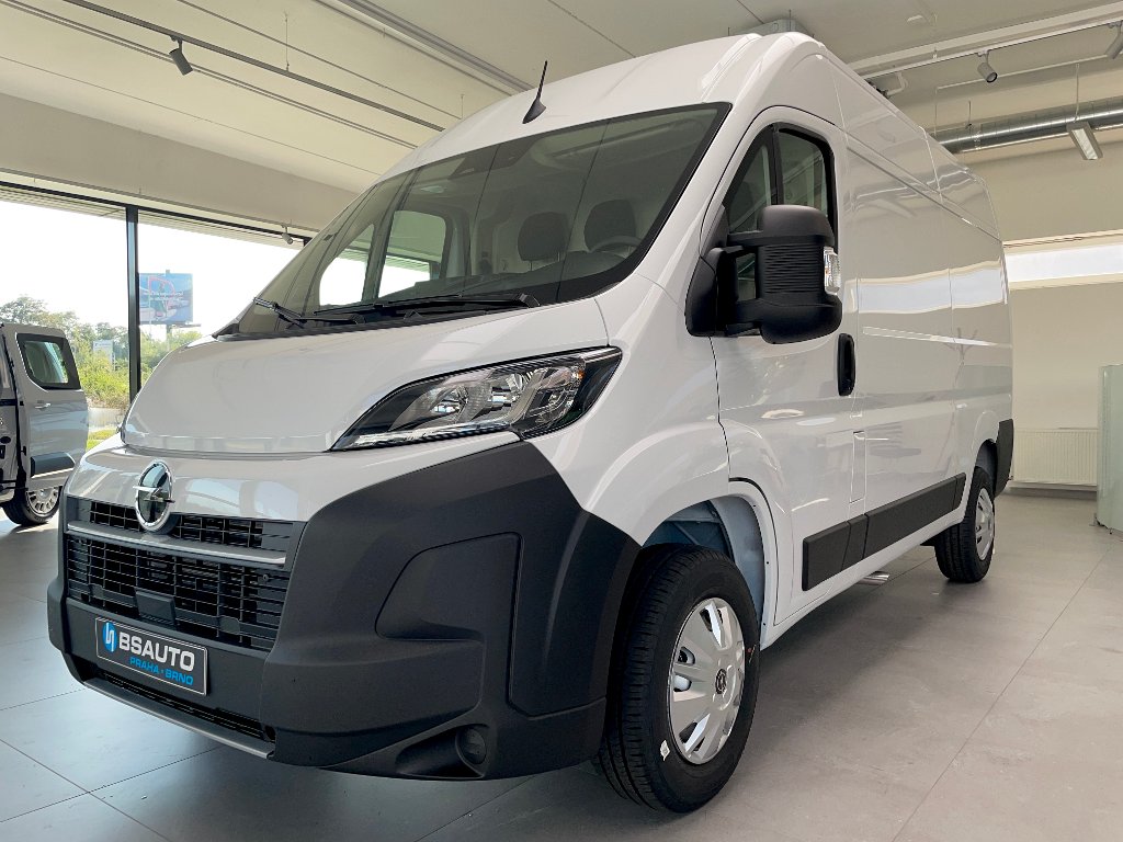 Opel Movano