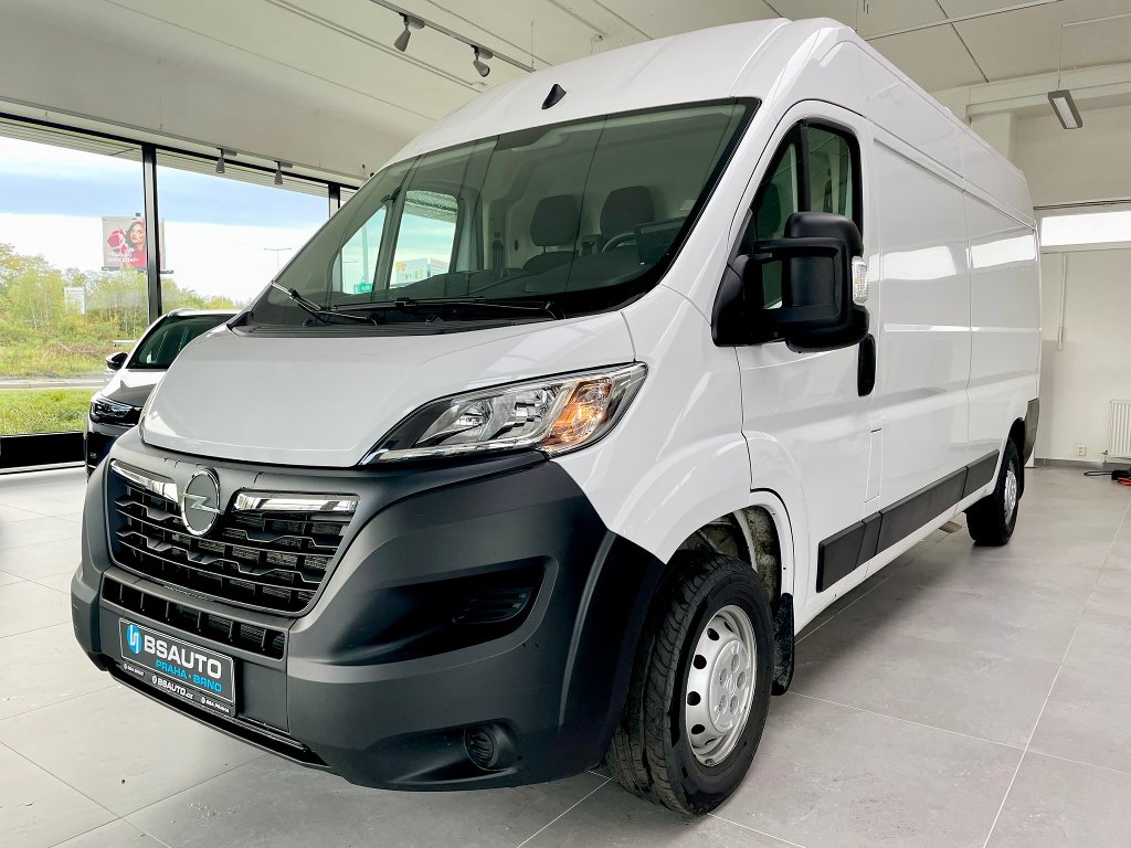 Opel Movano
