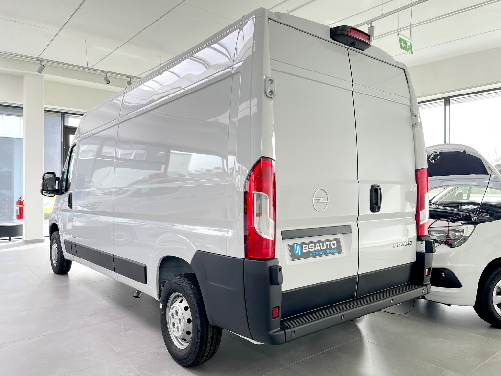 Opel Movano