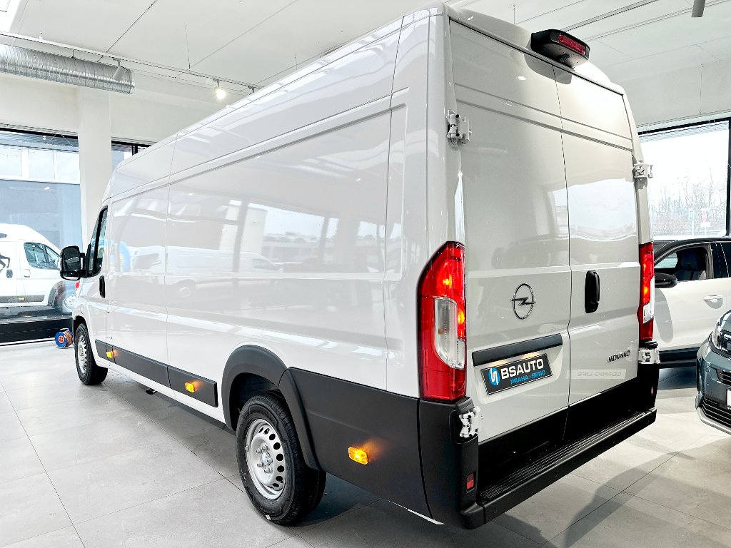 Opel Movano