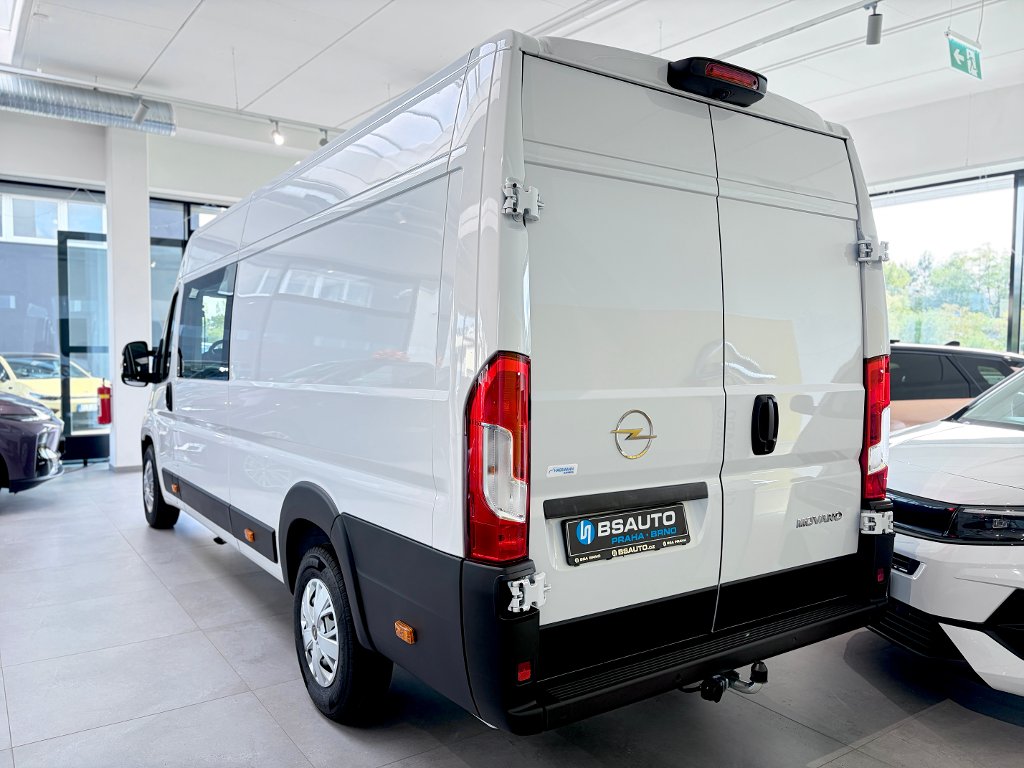 Opel Movano