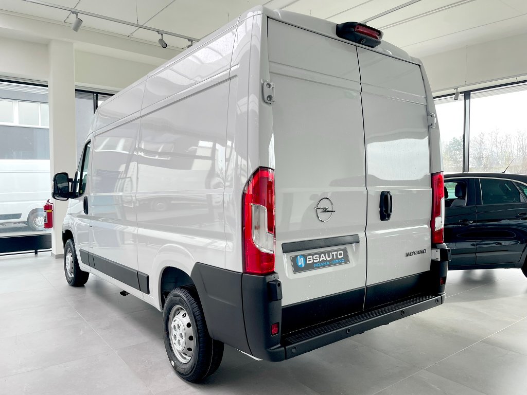 Opel Movano