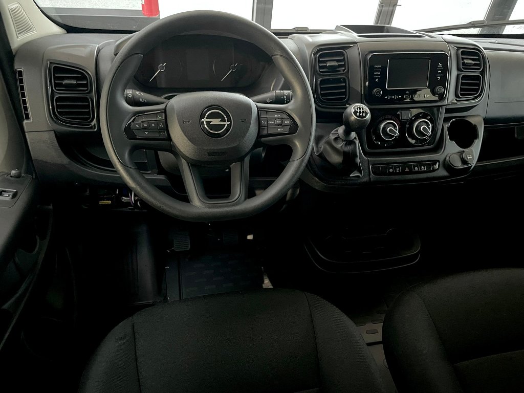 Opel Movano