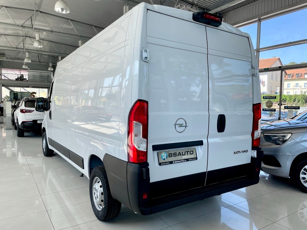 Opel Movano